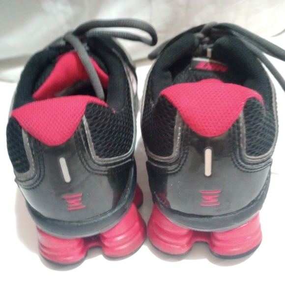 Shoes - Picture 2 of 4